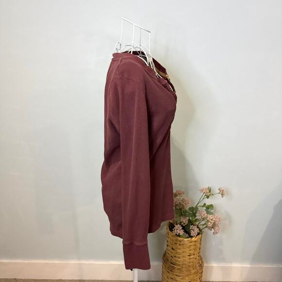 Cute vintage y2k burgundy henley thermal button up long sleeve grunge top - Picture 4 of 6